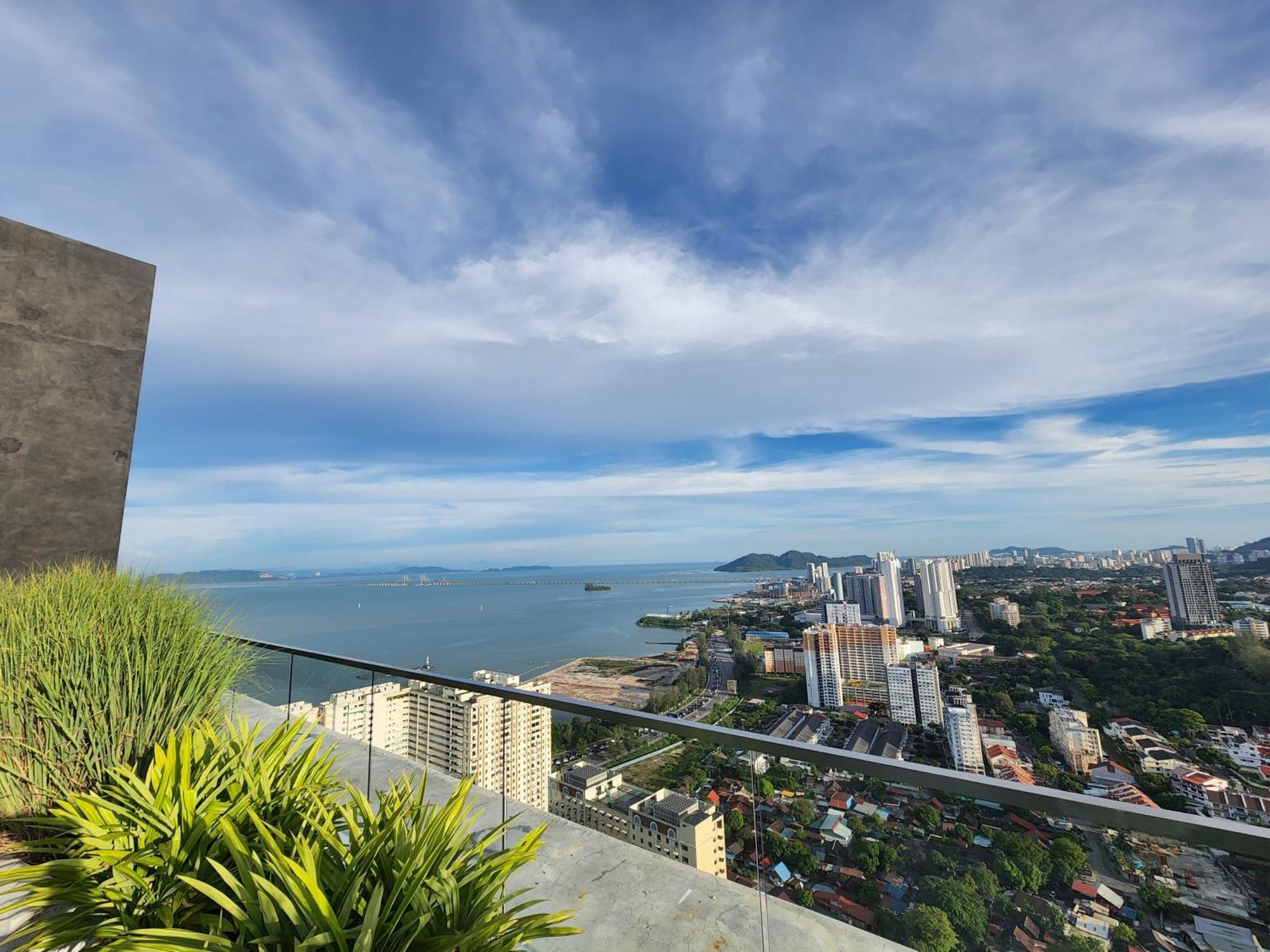 Urban Suites - Penang Jelutong Exterior photo